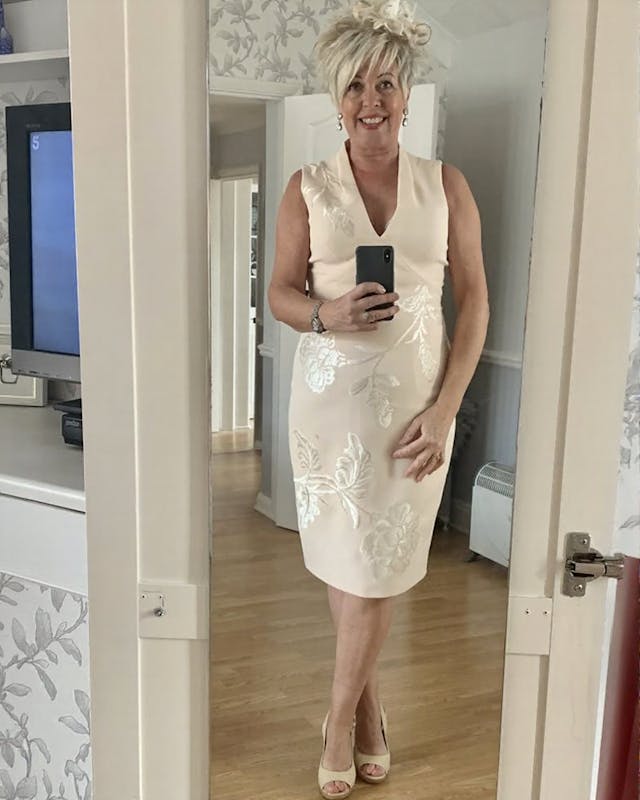 <p><strong>SEE WHY  50.000+ CANADIAN </strong></p><p><strong>WOMEN NEVER SHOP ANYWHERE ELSE</strong></p>