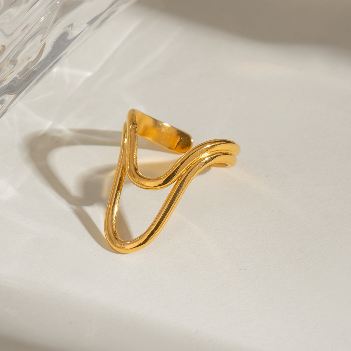 Asger - Elegant Gold Ring
