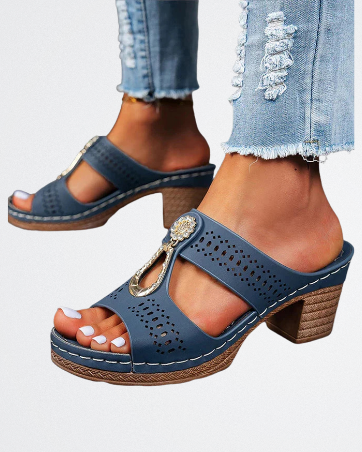 Mara | Chic and comfortable orthopaedic sandals