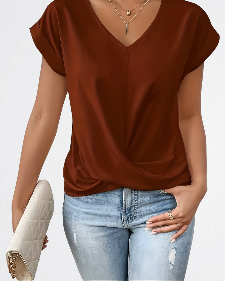 Elodie - Casual Chic Blouse