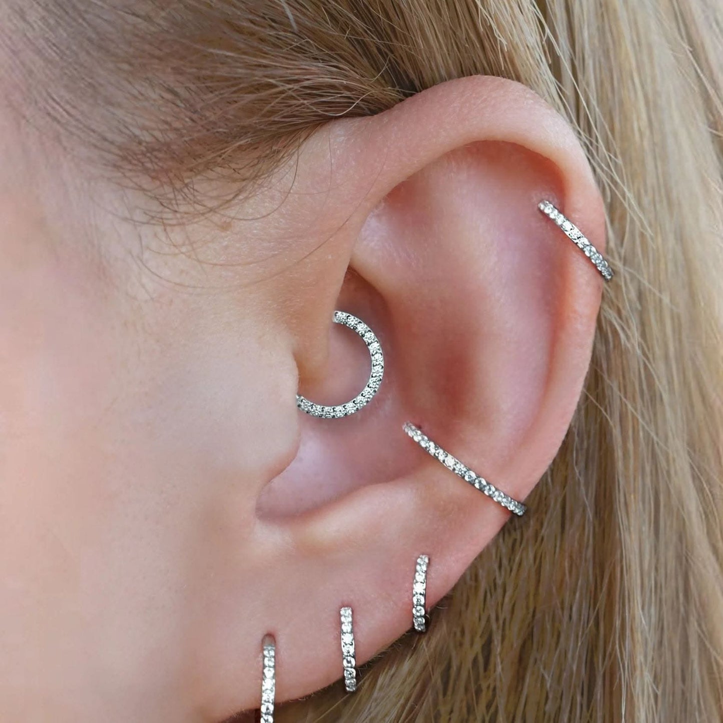 Ann Dow - Septum Piercing