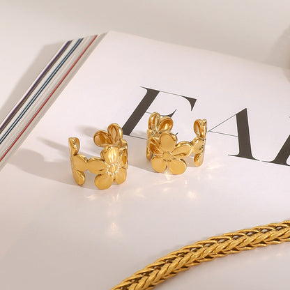 Anne - Plumeria-Clip-On Earring