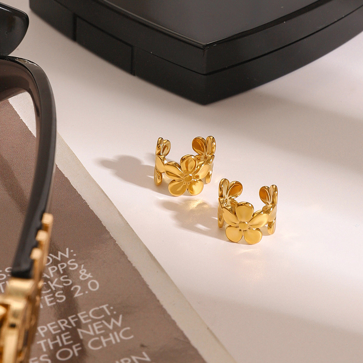 Anne - Plumeria-Clip-On Earring