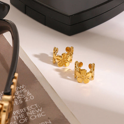 Anne - Plumeria-Clip-On Earring